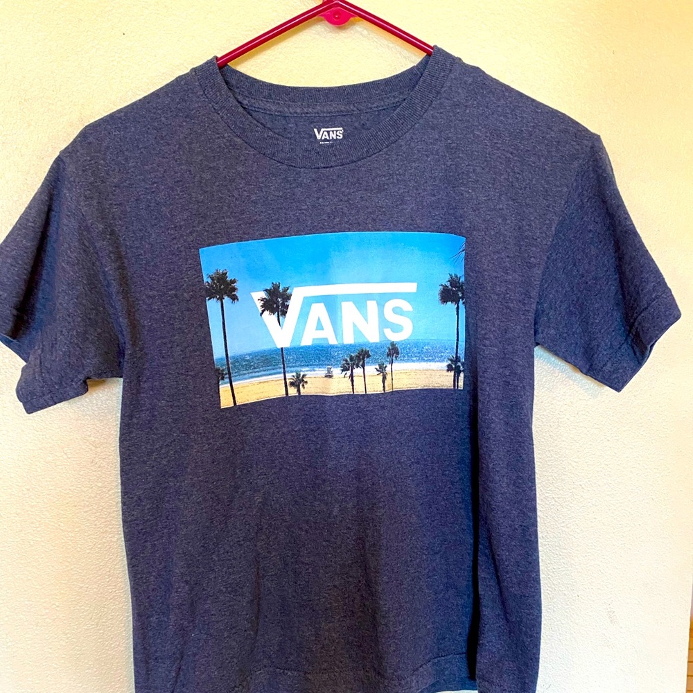 VANS youth large t-shirt with beach logo
